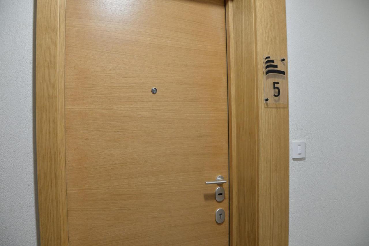 Pupin Palata Business Apartman B5 نوفي ساد المظهر الخارجي الصورة